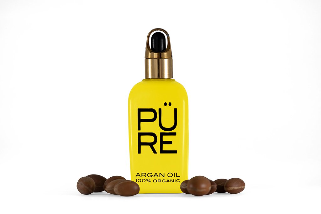 Professional cosmetic product photo editing services designed for skincare and beauty brands. We deliver clean, vibrant, and high-contrast edits with perfect color accuracy, dust removal, reflection control, and shadow creation to make your cosmetics look flawless and premium online.