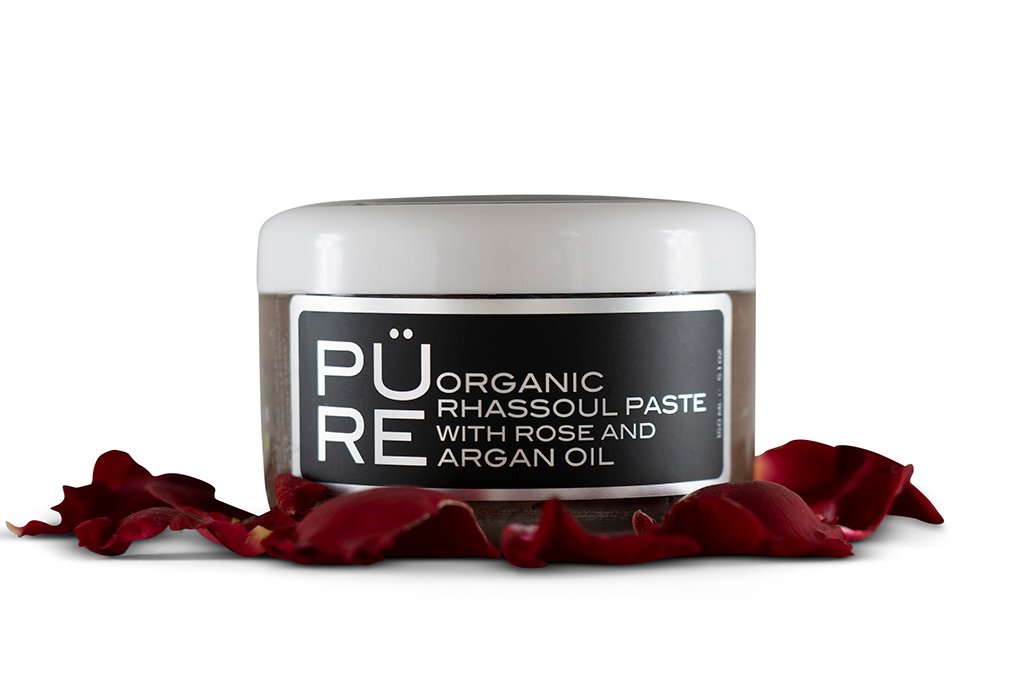 Professional cosmetic product photo editing services designed for skincare and beauty brands. We deliver clean, vibrant, and high-contrast edits with perfect color accuracy, dust removal, reflection control, and shadow creation to make your cosmetics look flawless and premium online.