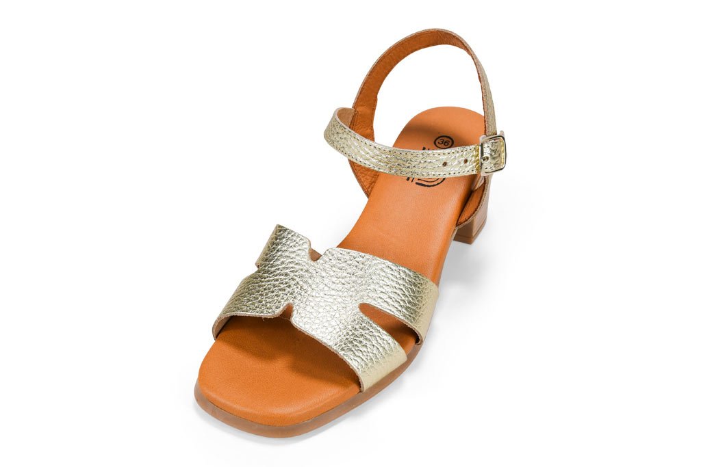 Footwear-Photo-Editing-Services-–-Product-Photo-Solution-(15)