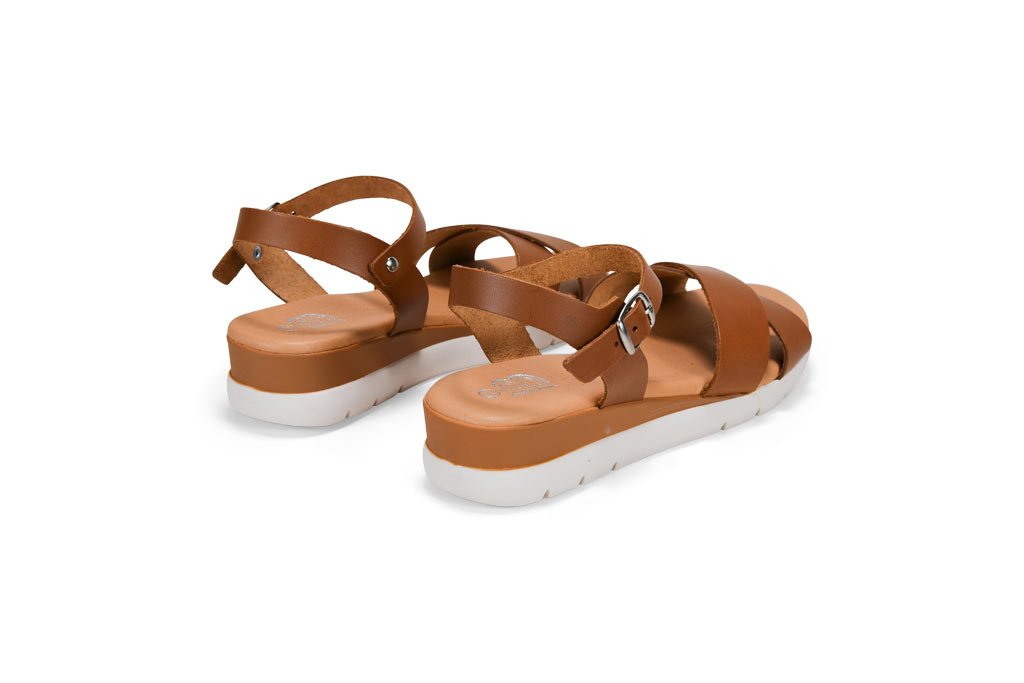 Footwear-Photo-Editing-Services-–-Product-Photo-Solution-(2)