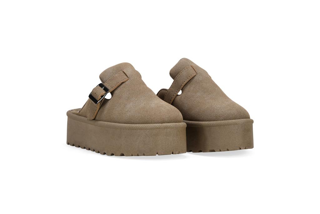 Footwear-Photo-Editing-Services-–-Product-Photo-Solution-(22)